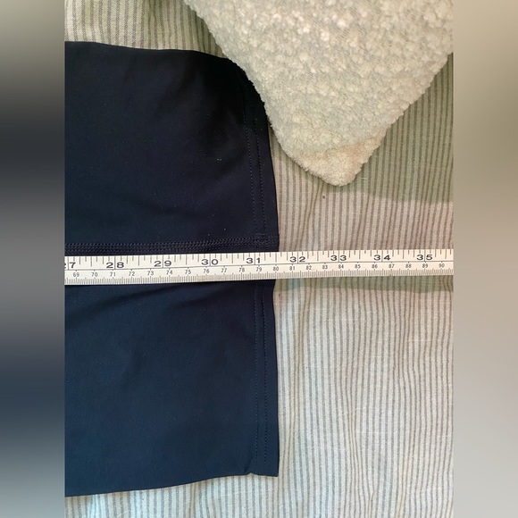 Under Armour Fitted Cold Gear Dark Leggings, Size L - Picture 9 of 9